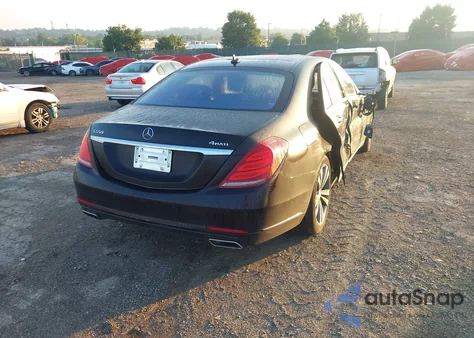 2015 Mercedes-Benz S 550 4Matic z USA, uszkodzony, nr VIN WDDUG8FB4FA108098